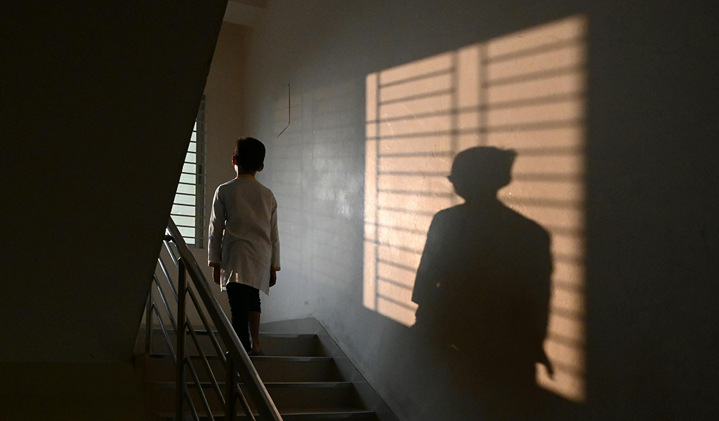 Omar Macias Educador Emocional » Historia » 04